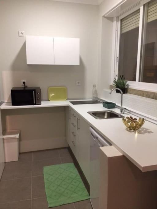Romantic And Bright Studio Apartment In Arroios - Ssl 2B 리스본 외부 사진